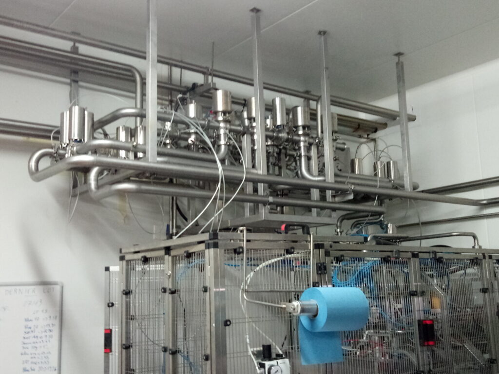 panoplie-de-tuyauterie-pour-alimentation-de-2-conditionneuses-produit-alimentaire