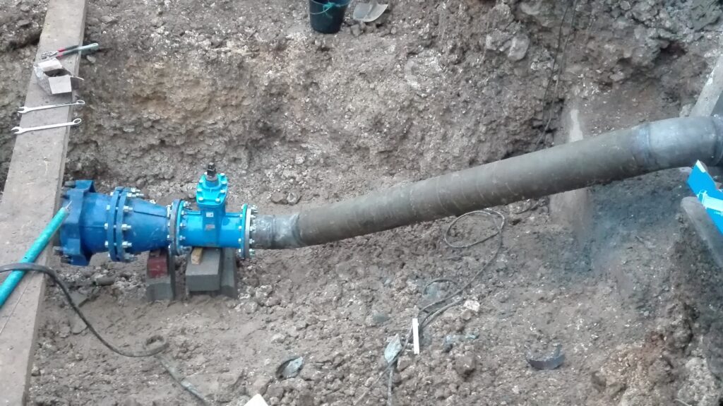 tuyauterie-acier-enterree-pour-distribution-deau