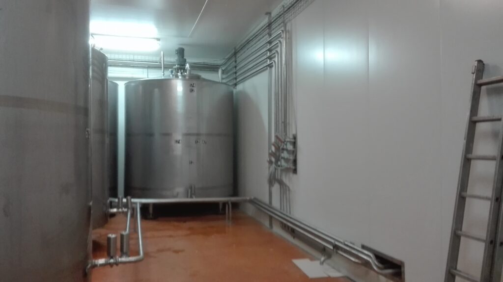 tuyauterie-inox-pour-usine-alimentaire